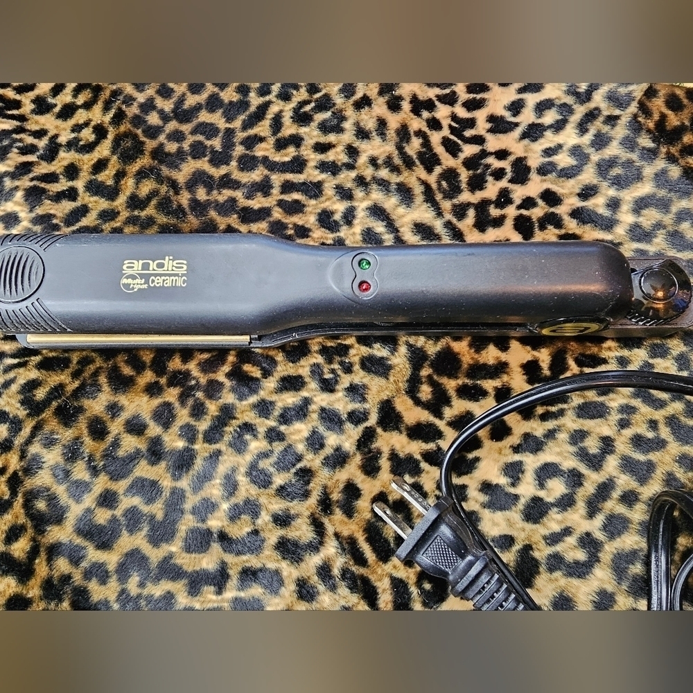 ANDIS HAIR CERAMIC FLAT IRON ELECTRICAL - Picture 13 of 14